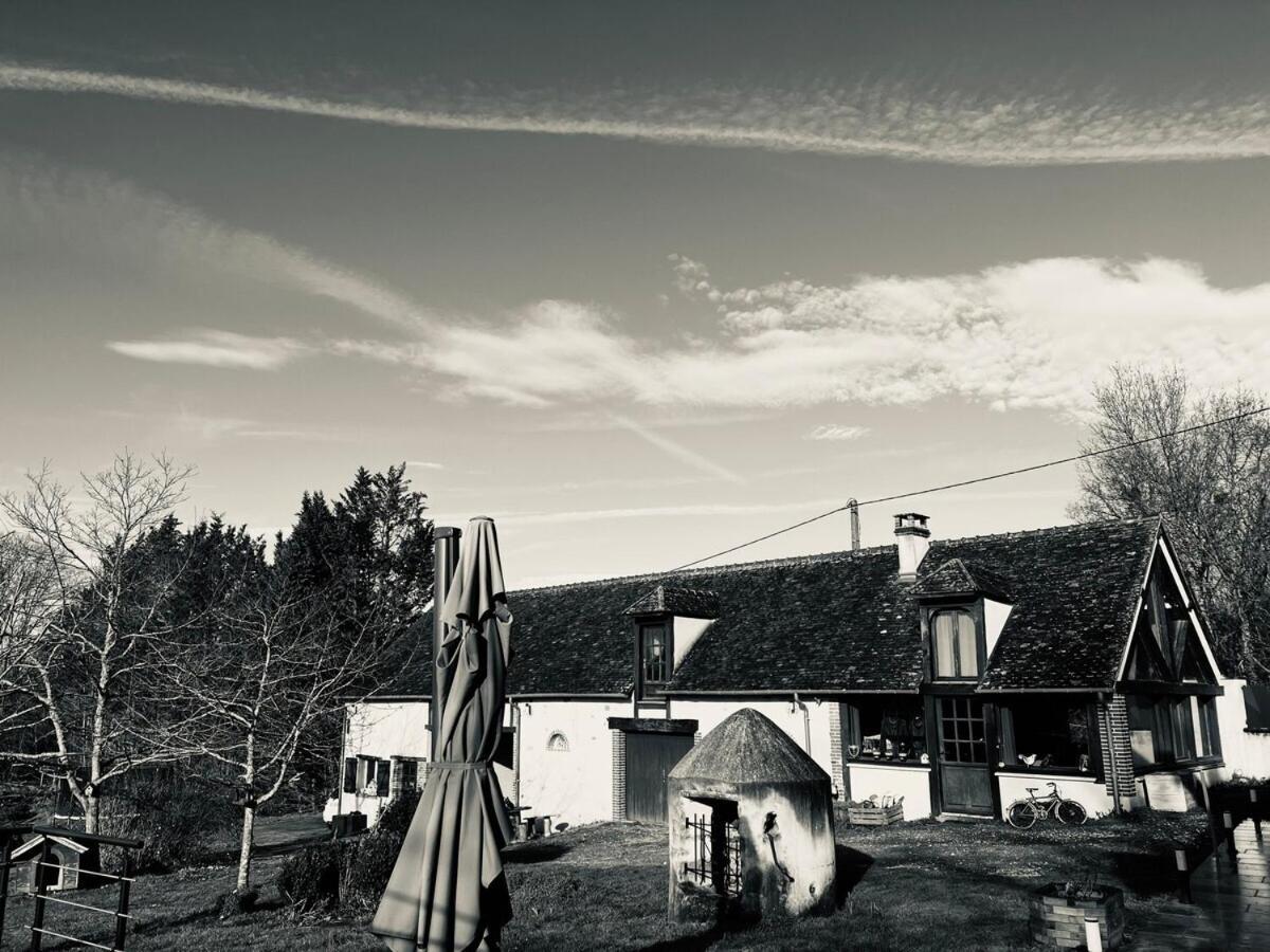 Une Pause S'Impose ;) Méry-sur-Cher Eksteriør bilde